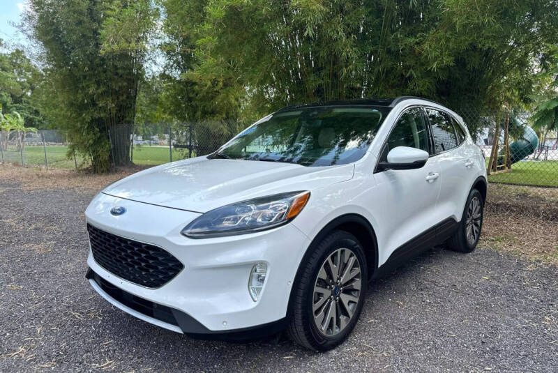 2020 Ford Escape Titanium