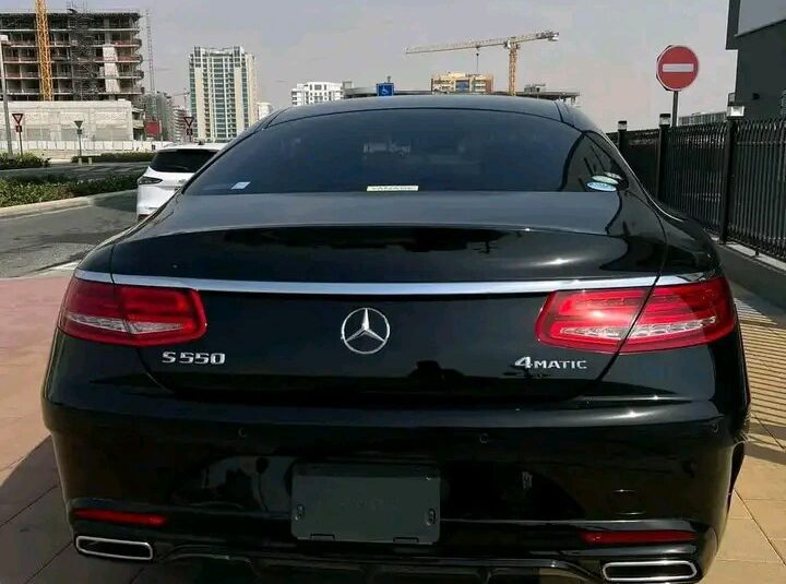 Mercedes Benz S550