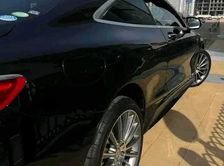 Mercedes Benz S550