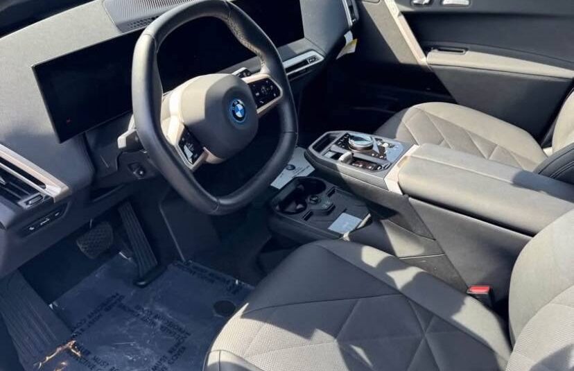 2024 BMW iX xDrive50 Sport Utility 4D
