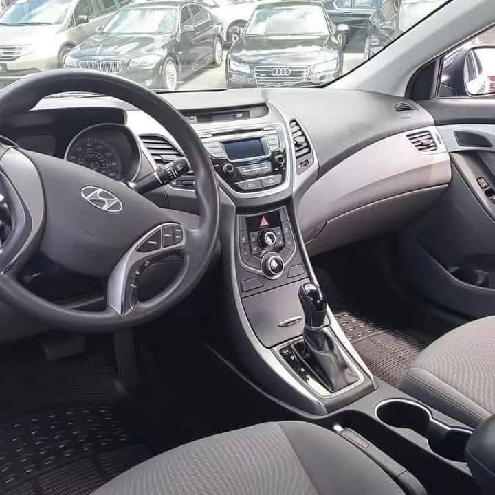 Hyundai Elantra 2015