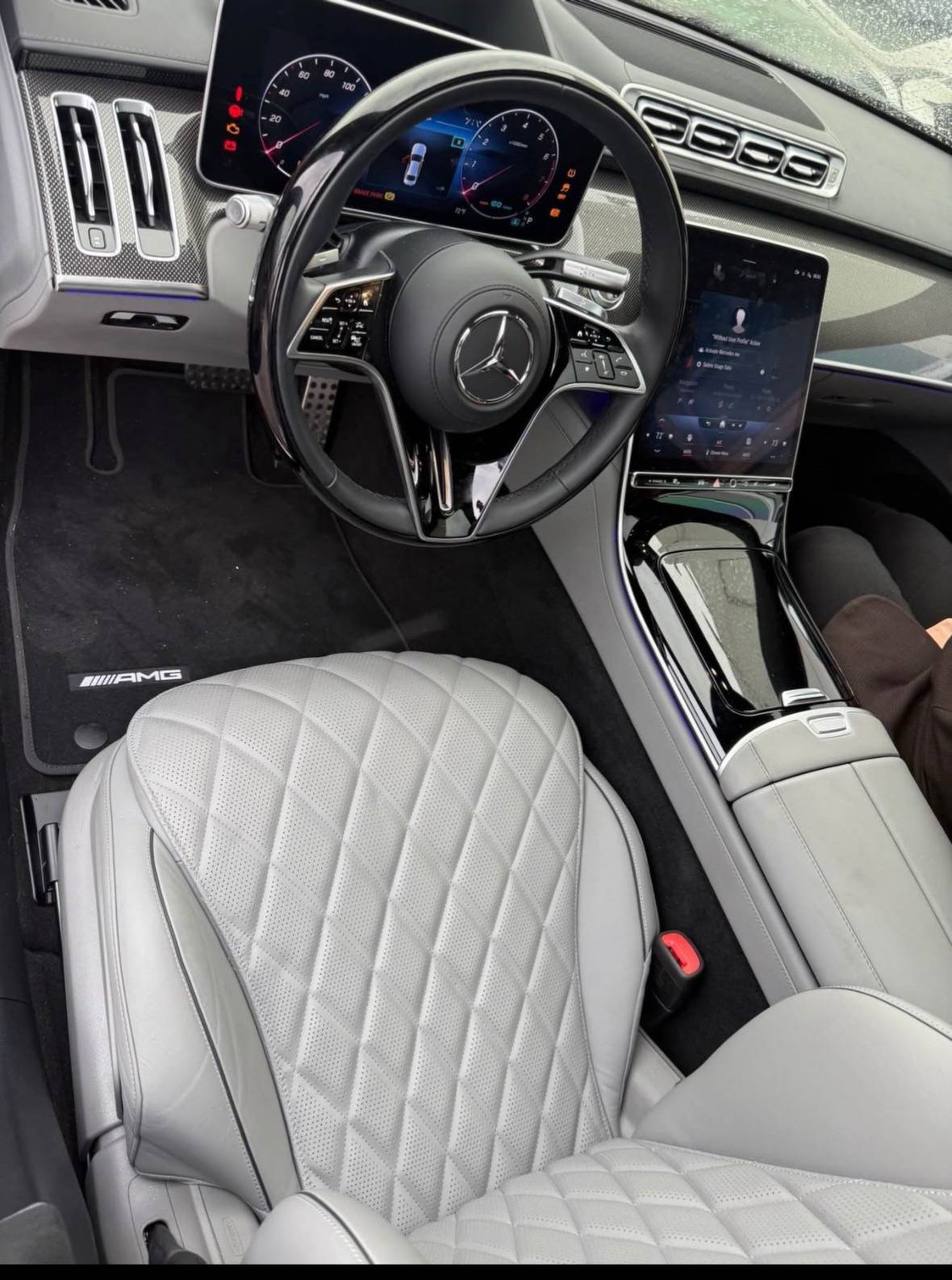 2022 Mercedes-Benz S-Class • S 580