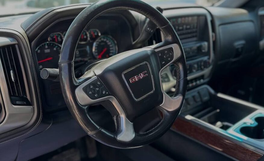 2018 GMC Sierra 1500 Crew Cab SLT  V8, 5.3L – 4×4