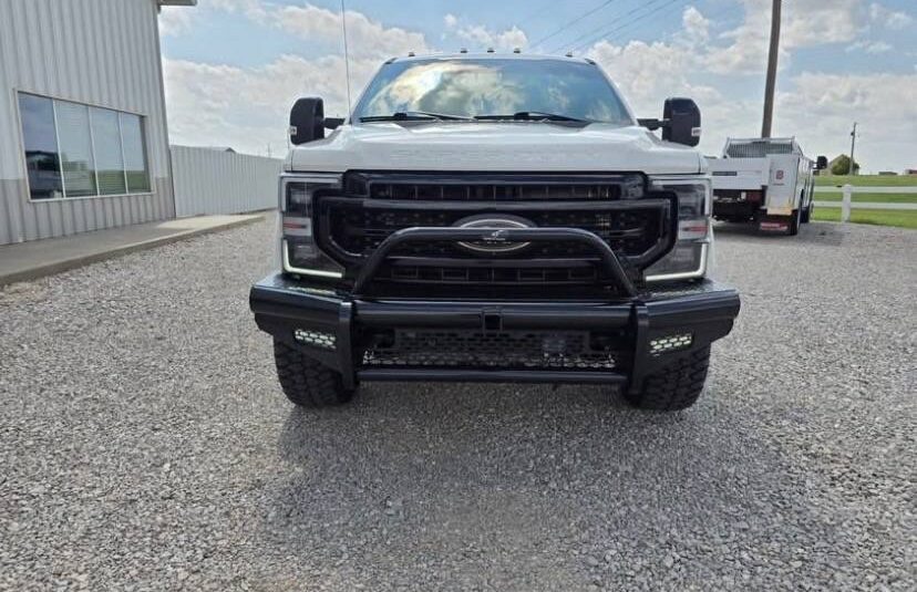 2021 Ford F-250 Super Duty LariatUltimate Tremor 4X4