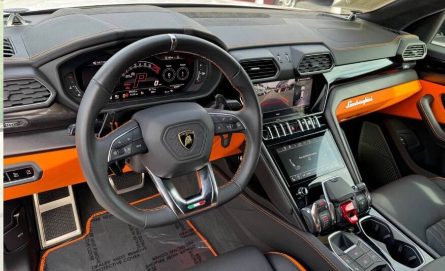 2023 Lamborghini Urus • S
