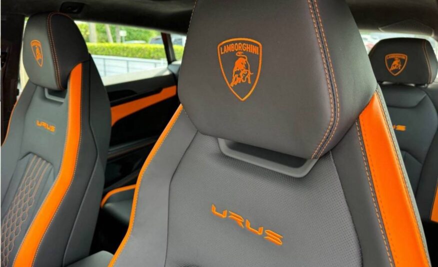 2023 Lamborghini Urus • S