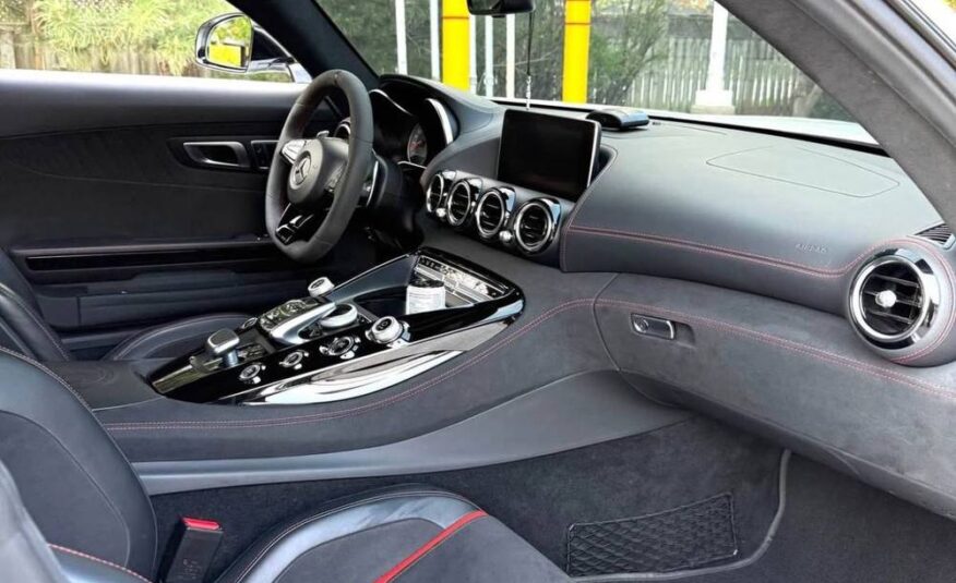 2019 Mercedes-Benz GT